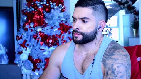 Lukhas f4f online show from December 8, 2024, 7:43 pm