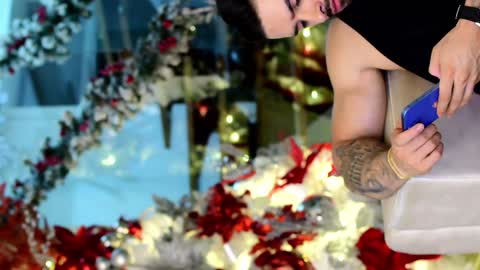 Lukhas f4f online show from December 12, 2024, 4:37 am