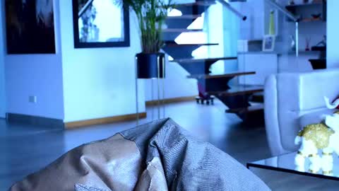 Lukhas f4f online show from February 16, 2025, 5:37 pm