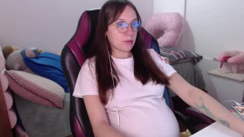 Vicky online show from December 20, 2024, 6:35 pm