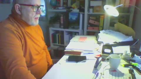 Snapshot of luley58 chatting on February 14, 2026, 3:20 pm luley58 online show from February 14, 2026, 3:20 pm