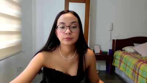 Snapshot of lulibee_ chatting on March 30, 2026, 1:45 pm Luli online show from March 30, 2026, 1:45 pm