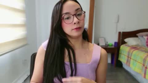 Snapshot of lulibee_ chatting on April 11, 2026, 1:48 pm Luli online show from April 11, 2026, 1:48 pm