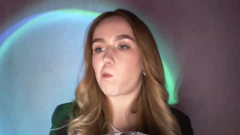 Snapshot of lulu_baby1 chatting on February 6, 2025, 6:56 pm Lulu Baby18 online show from February 6, 2025, 6:56 pm