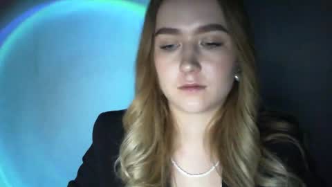 Snapshot of lulu_baby1 chatting on February 6, 2025, 10:00 pm Lulu Baby18 online show from February 6, 2025, 10:00 pm