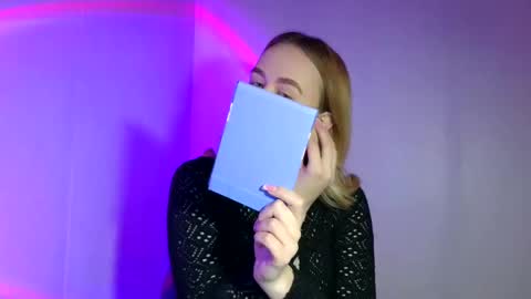 Snapshot of lulu_baby1 chatting on March 9, 2025, 7:12 am Lulu Baby18 online show from March 9, 2025, 7:12 am