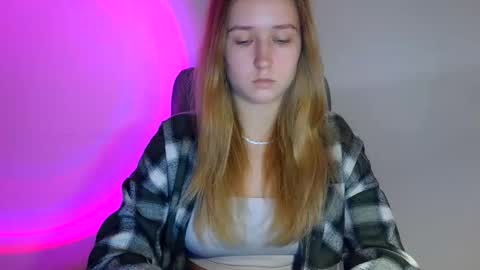 Snapshot of lulu_baby1 chatting on October 30, 2025, 9:00 am Lulu Baby18 online show from October 30, 2025, 9:00 am