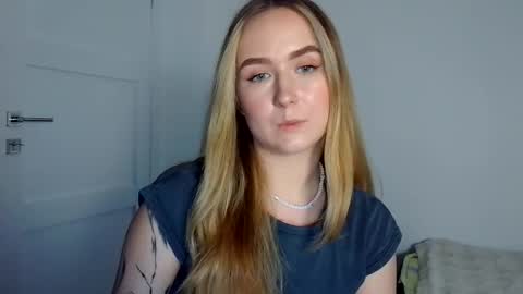 Snapshot of lulu_baby1 chatting on May 16, 2026, 3:11 pm Lulu Baby18 online show from May 16, 2026, 3:11 pm