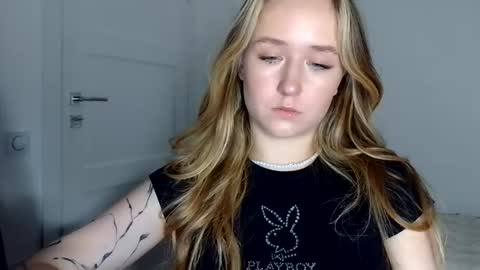 Snapshot of lulu_baby1 chatting on May 18, 2026, 6:58 pm Lulu Baby18 online show from May 18, 2026, 6:58 pm