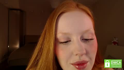 Snapshot of lulu_moons chatting on April 8, 2026, 4:29 pm Lulu online show from April 8, 2026, 4:29 pm