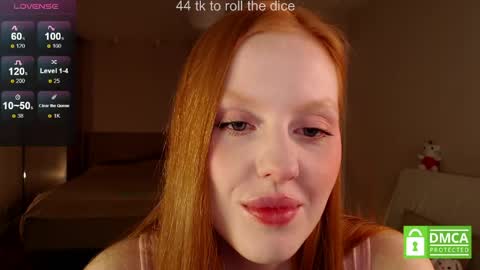 Snapshot of lulu_moons chatting on April 18, 2026, 7:58 pm Lulu online show from April 18, 2026, 7:58 pm