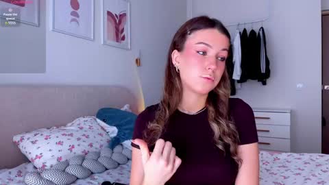 Snapshot of luluberryx chatting on June 9, 2026, 2:23 am lulu berry online show from June 9, 2026, 2:23 am