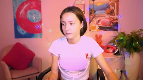 Snapshot of lulupatterson chatting on December 20, 2025, 8:21 am Lu online show from December 20, 2025, 8:21 am