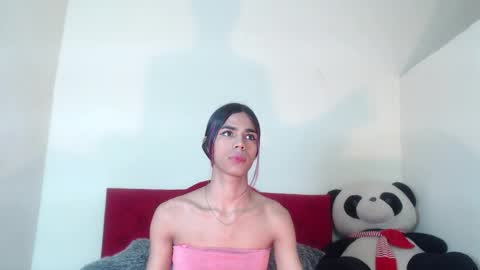 LULU online show from February 17, 2025, 3:09 pm