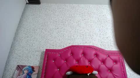 Luly online show from September 27, 2025, 4:06 am