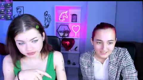 lumera_gentle online show from December 19, 2025, 1:40 pm