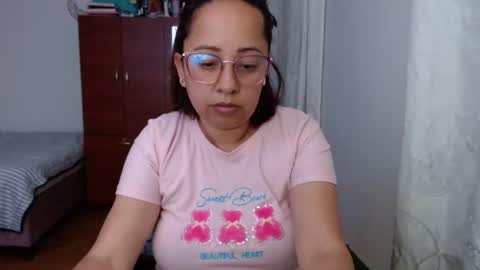 LUMI     online show from February 10, 2025, 1:03 am