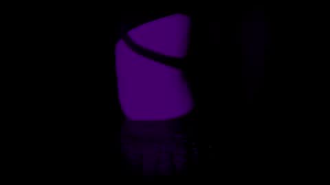 lumiere_nuit online show from November 4, 2025, 2:43 am