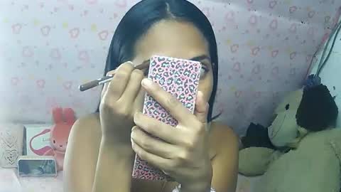 Snapshot of luna019 chatting on October 18, 2025, 10:05 am Luna online show from October 18, 2025, 10:05 am