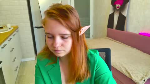 Luna online show from May 28, 2026, 7:11 pm
