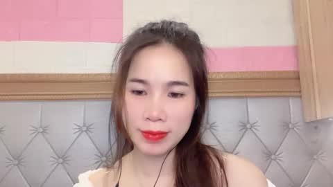 Luna online show from March 26, 2026, 3:28 pm