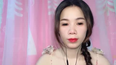 Luna online show from April 3, 2026, 7:01 pm