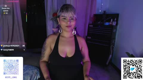 Luna online show from March 30, 2026, 11:39 pm