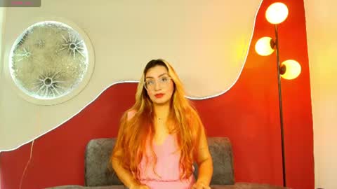 luna__velvet online show from June 10, 2026, 12:15 pm