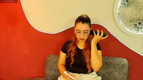 luna__velvet online show from July 24, 2026, 1:20 pm
