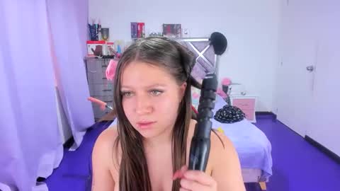 Snapshot of luna_analya chatting on January 16, 2026, 6:01 pm luna_analya online show from January 16, 2026, 6:01 pm