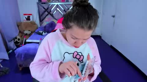 Snapshot of luna_analya chatting on March 11, 2026, 12:55 pm luna_analya online show from March 11, 2026, 12:55 pm