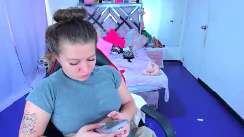 Snapshot of luna_analya chatting on March 18, 2026, 4:10 pm luna_analya online show from March 18, 2026, 4:10 pm
