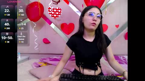 LUNA AND MAX online show from February 8, 2025, 11:33 am