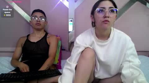 LUNA AND MAX online show from February 28, 2025, 1:36 pm