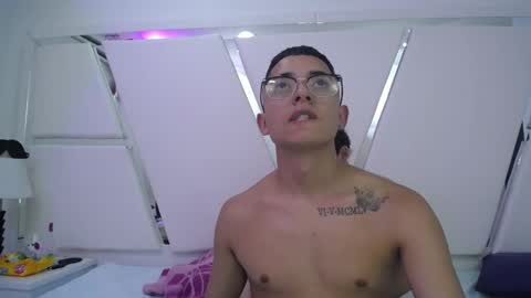 LUNA AND MAX online show from March 5, 2025, 3:51 am
