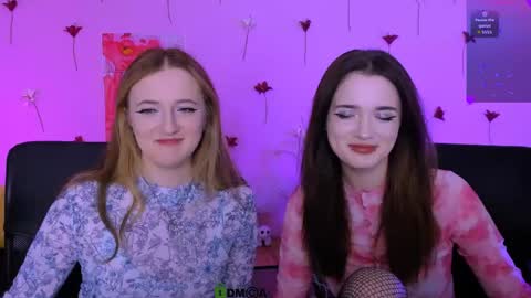 luna_berryy online show from May 1, 2026, 7:51 pm