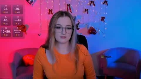 luna_berryy online show from May 20, 2026, 6:58 pm