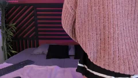 Snapshot of luna_cute14 chatting on February 4, 2026, 8:03 pm luna_cute14 online show from February 4, 2026, 8:03 pm