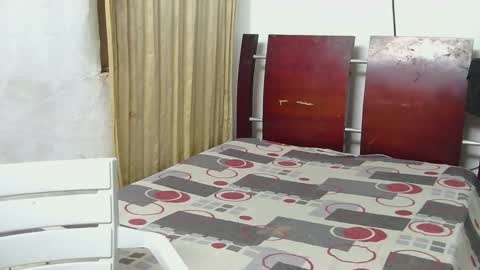 luna fer online show from January 6, 2026, 2:48 am