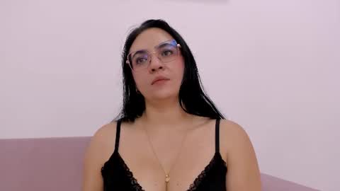 luna_ferrer1 online show from July 28, 2026, 2:13 pm
