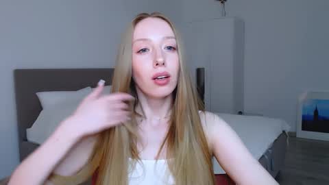 Luna online show from January 16, 2025, 2:19 am