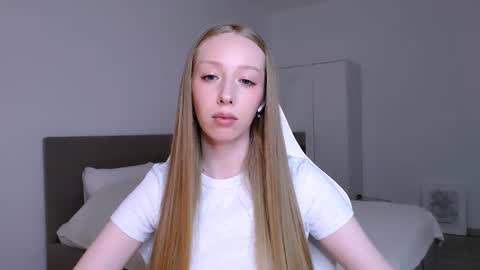 Luna online show from February 7, 2026, 8:56 pm