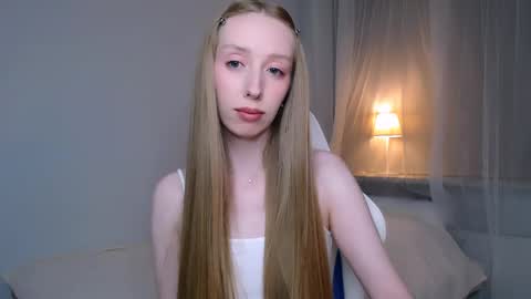 Snapshot of luna_insanity chatting on June 6, 2026, 10:14 pm Luna online show from June 6, 2026, 10:14 pm