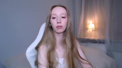 Snapshot of luna_insanity chatting on June 20, 2026, 10:56 pm Luna online show from June 20, 2026, 10:56 pm