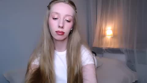 Snapshot of luna_insanity chatting on June 27, 2026, 10:37 pm Luna online show from June 27, 2026, 10:37 pm