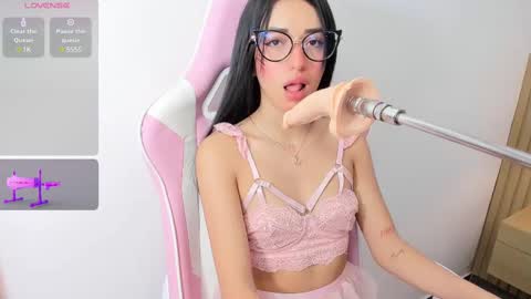 Snapshot of luna_kiss18 chatting on March 11, 2025, 12:06 pm luna_kiss18 online show from March 11, 2025, 12:06 pm