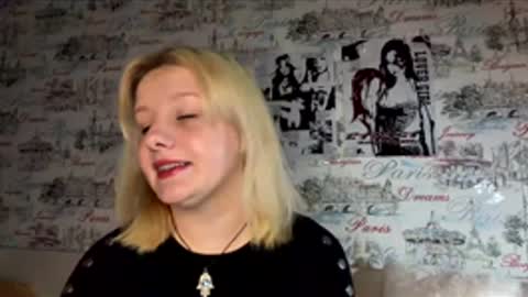 Luna online show from May 10, 2026, 8:03 pm