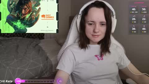 luna_loveeee online show from January 9, 2026, 3:53 am