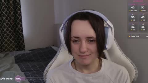 luna_loveeee online show from March 9, 2026, 5:22 am