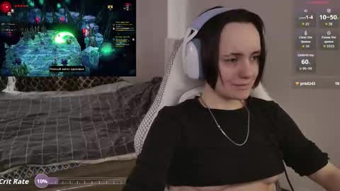 luna_loveeee online show from March 12, 2026, 4:51 am